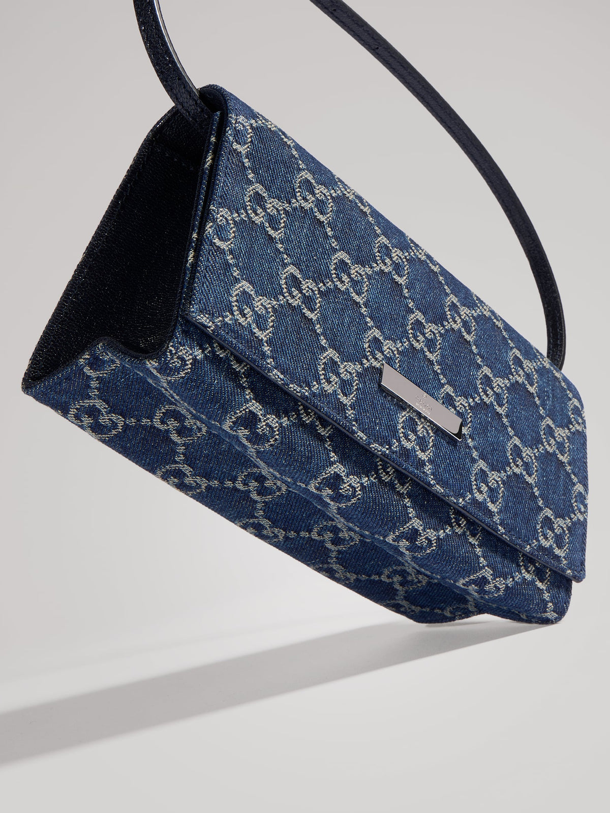 Pochette piccola con tracolla e placca Gucci