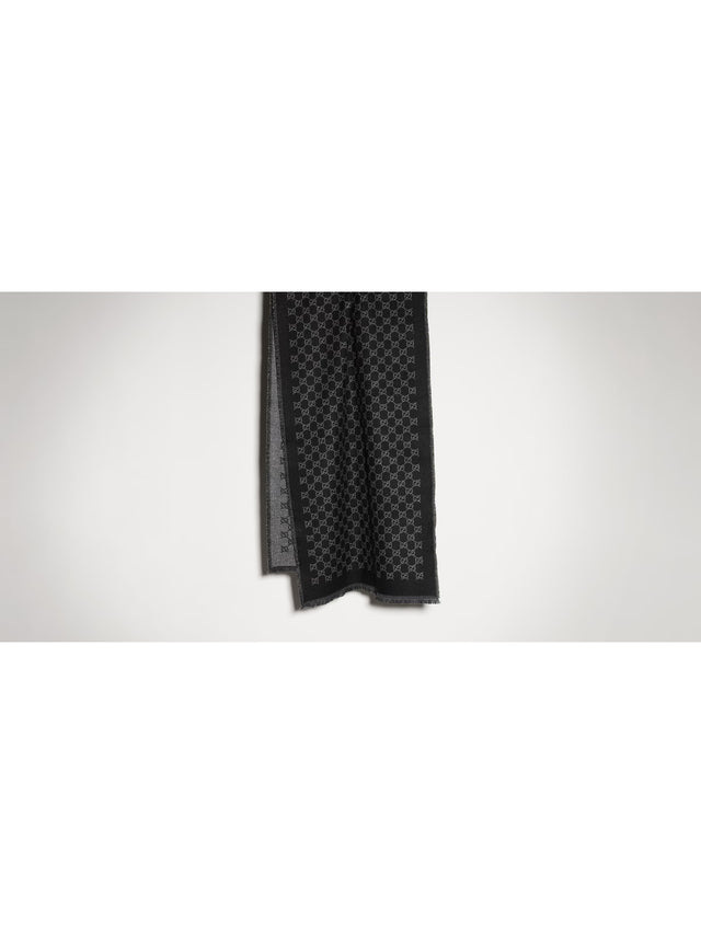 GG Scarf