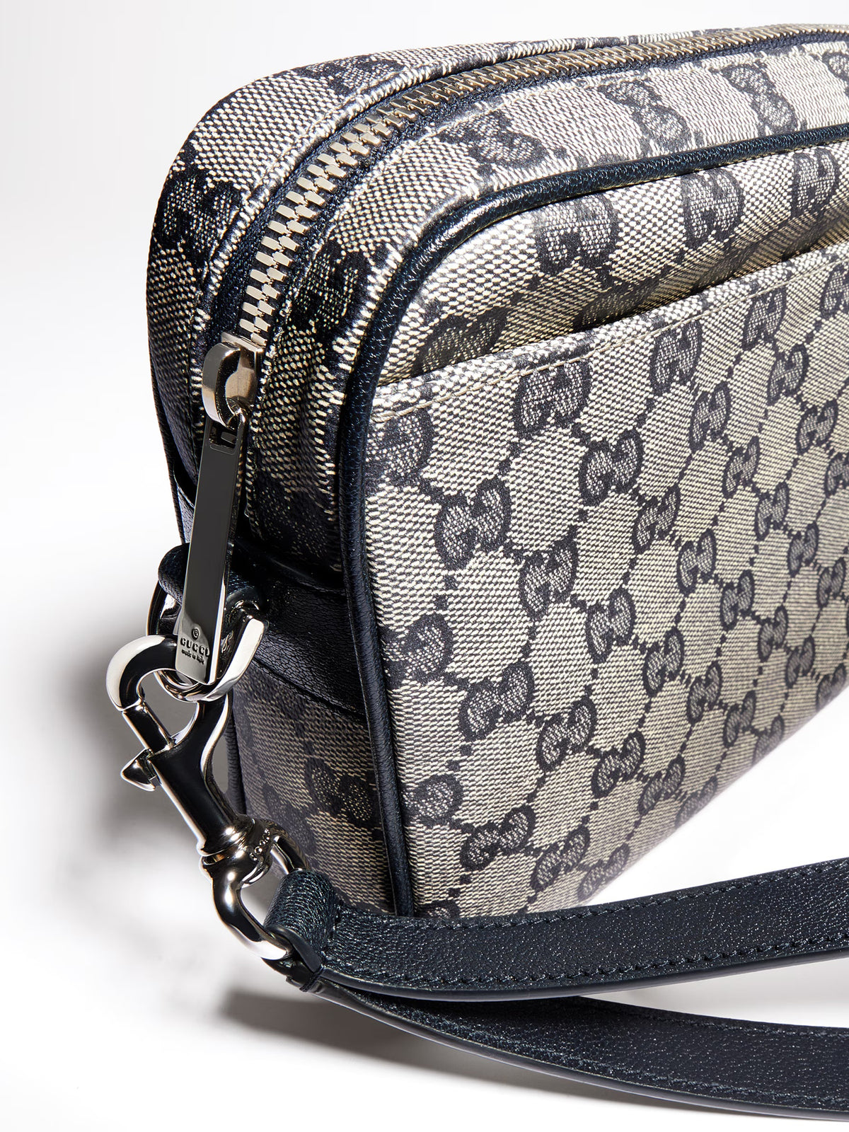 Borsa a tracolla Gucci Essence Classic misura piccola