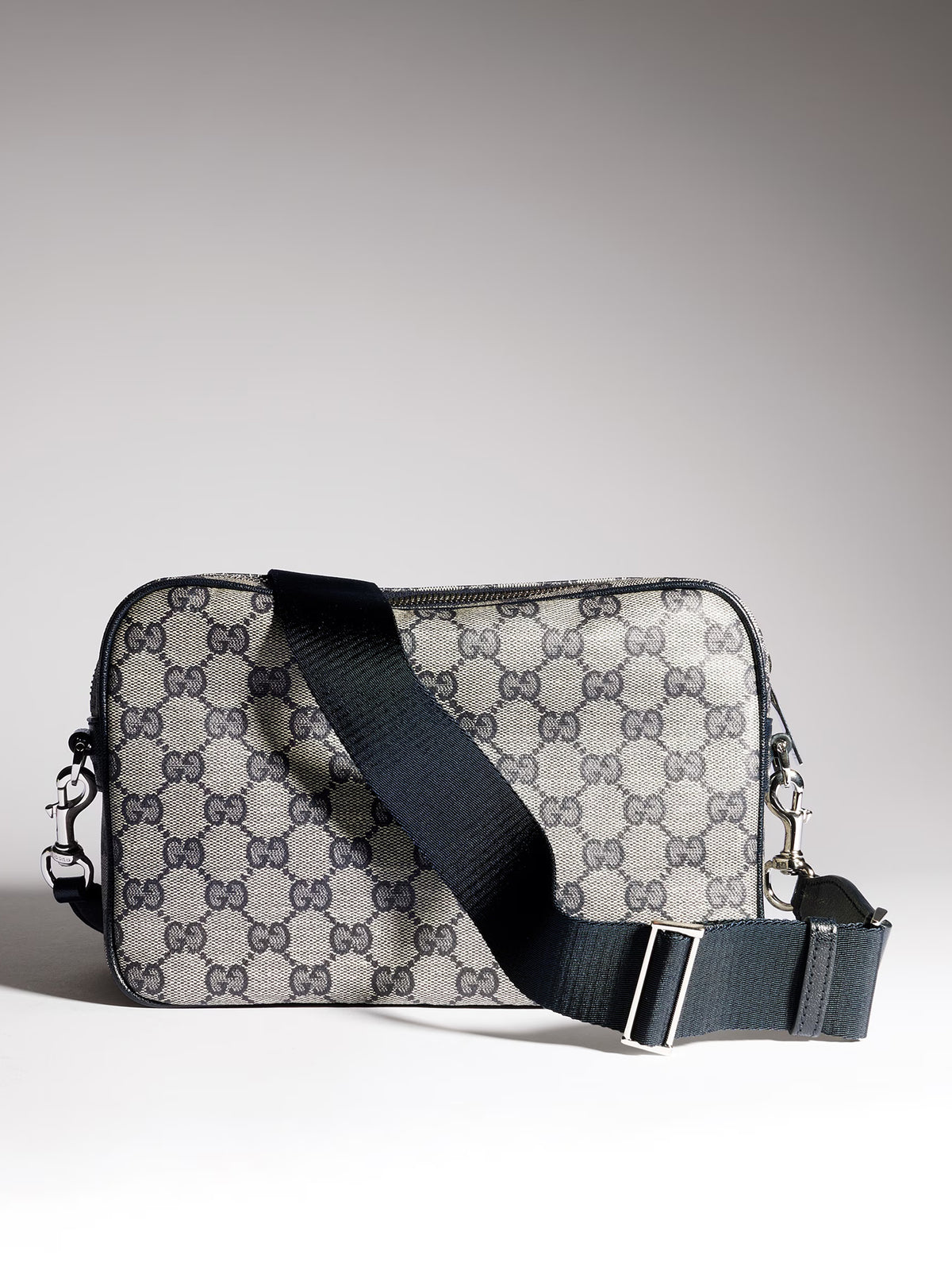 Borsa a tracolla Gucci Essence Classic misura piccola