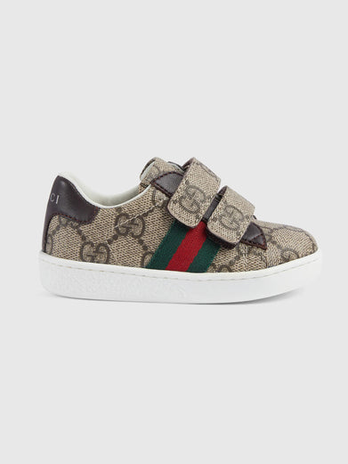 Sneaker Ace