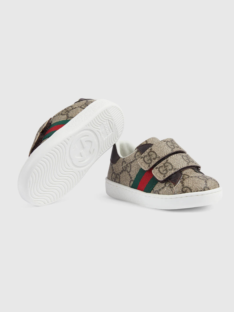 Sneaker Ace