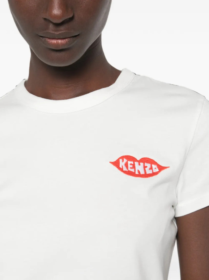 T-shirt con ricamo
