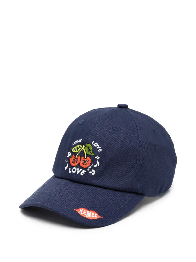 Cappello con ricamo