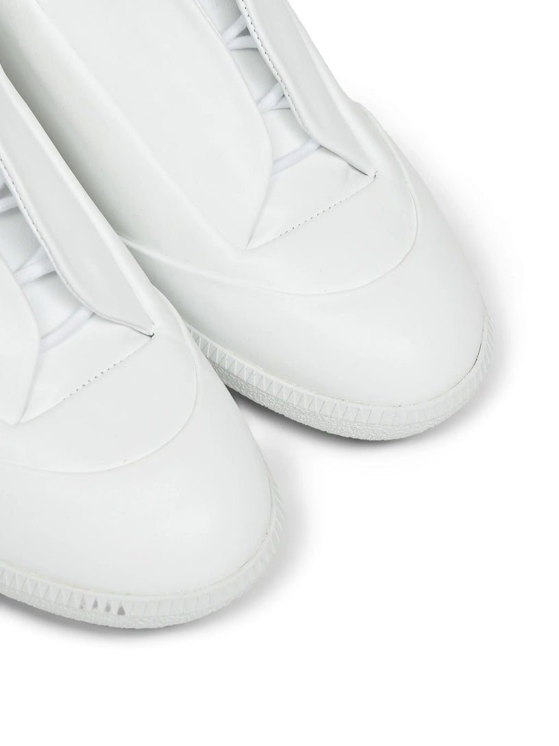 Future Low-Top