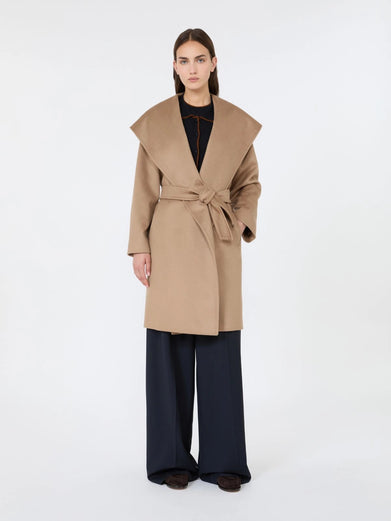 Cappotto Newmang a vestaglia in drap di lana