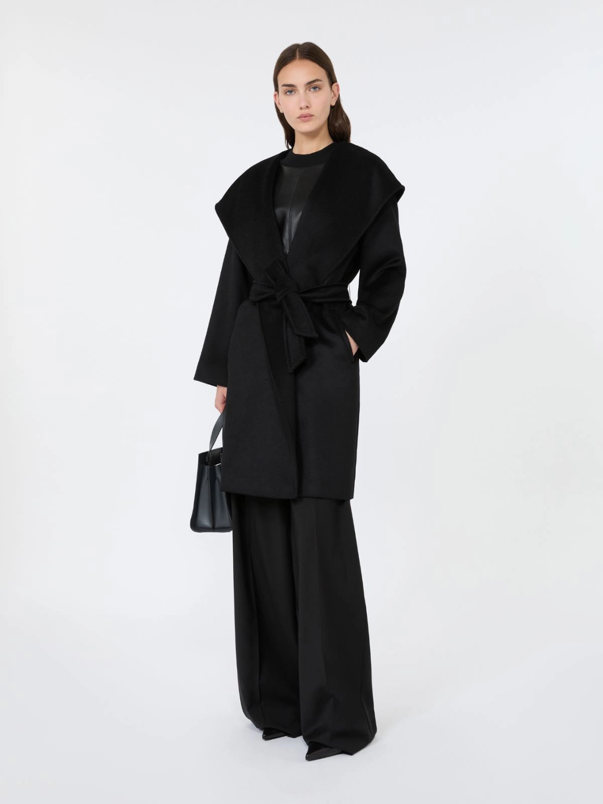 Cappotto Newmang a vestaglia in drap di lana