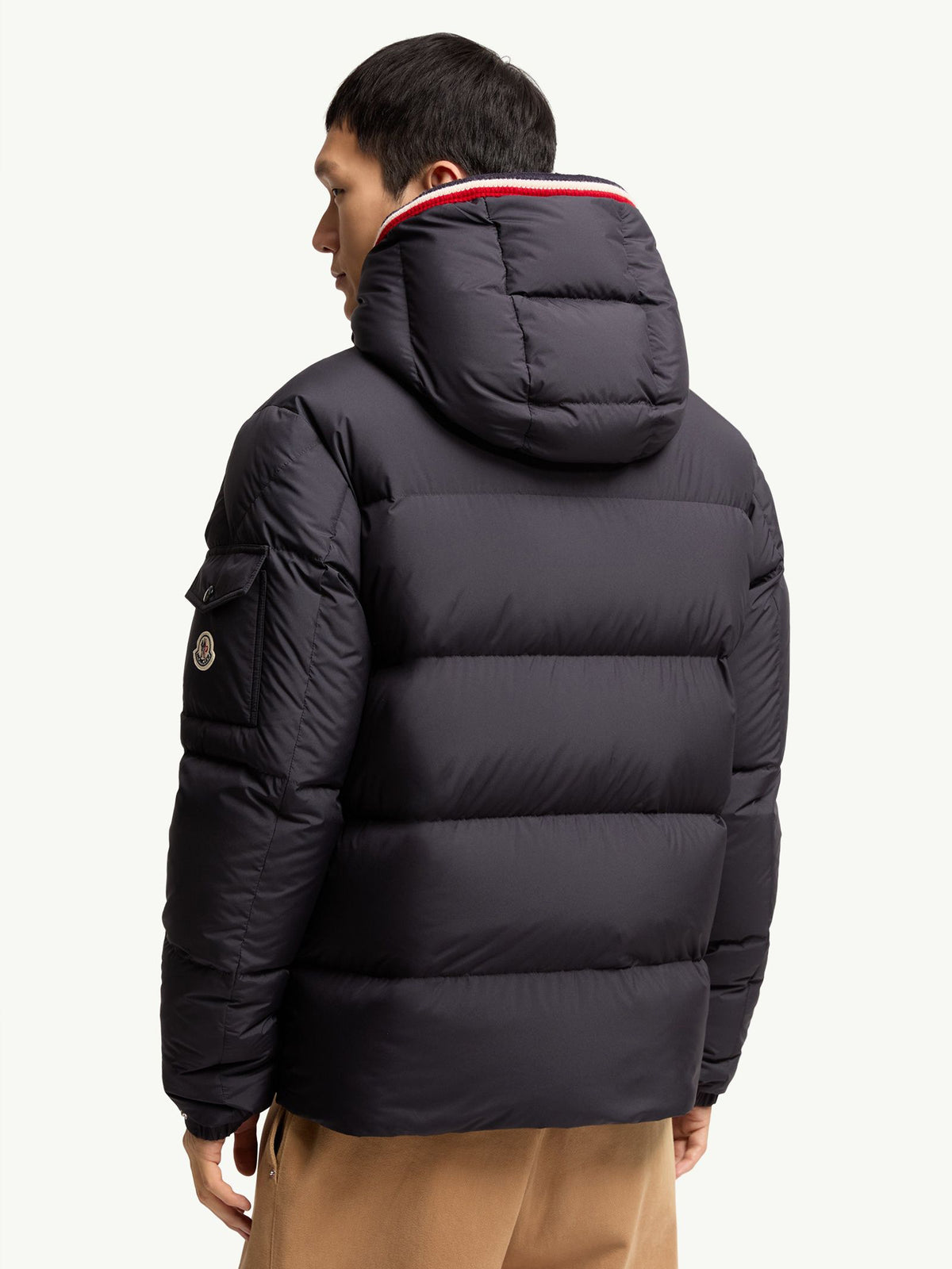 Piumino corto Lacfroid con cappuccio