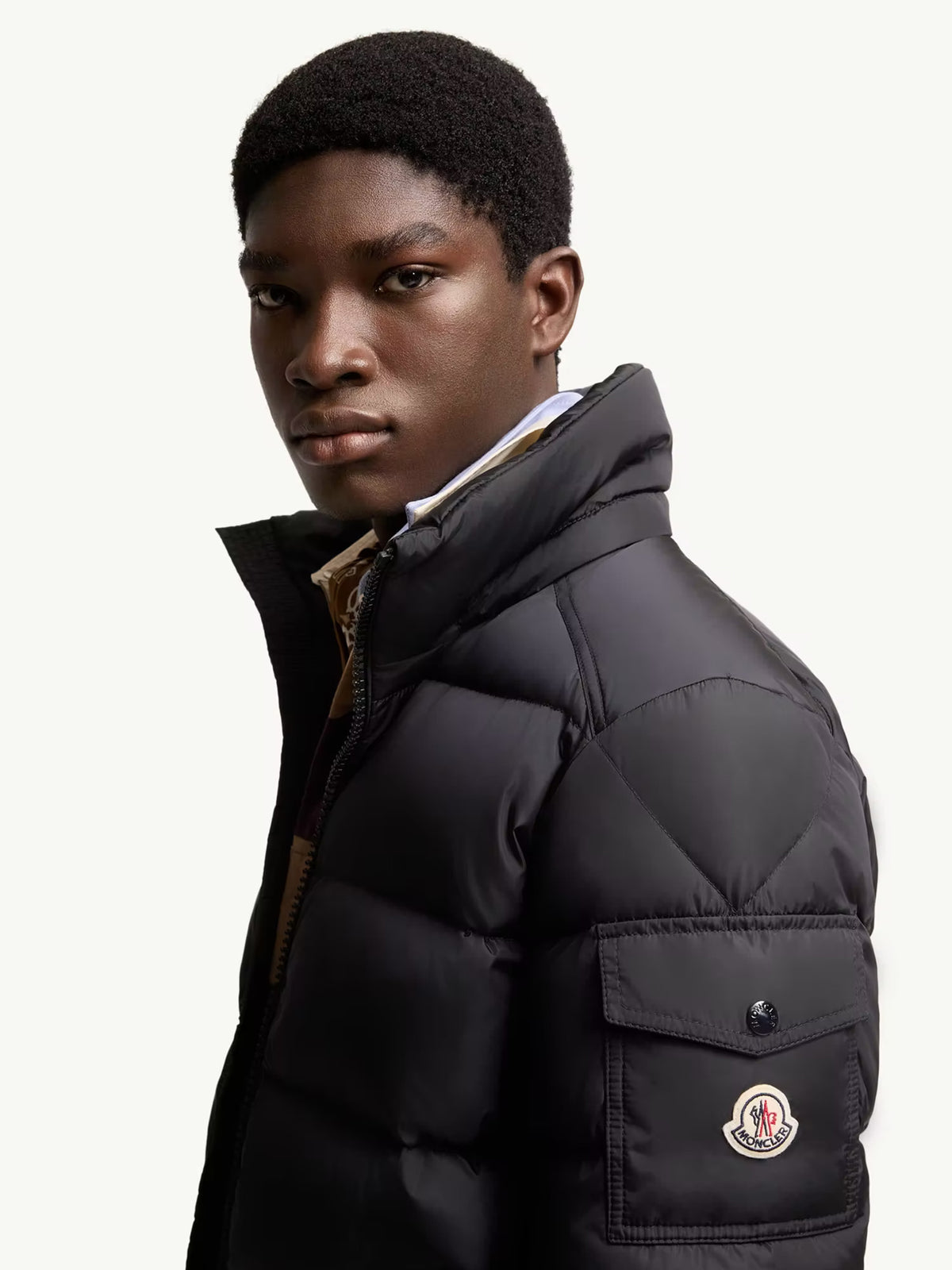 Piumino corto Moncler Maya opaco