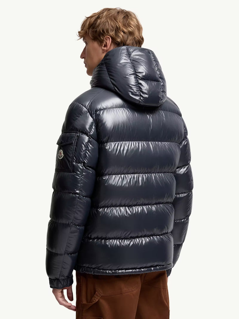 Piumino corto Moncler Maya con cappuccio