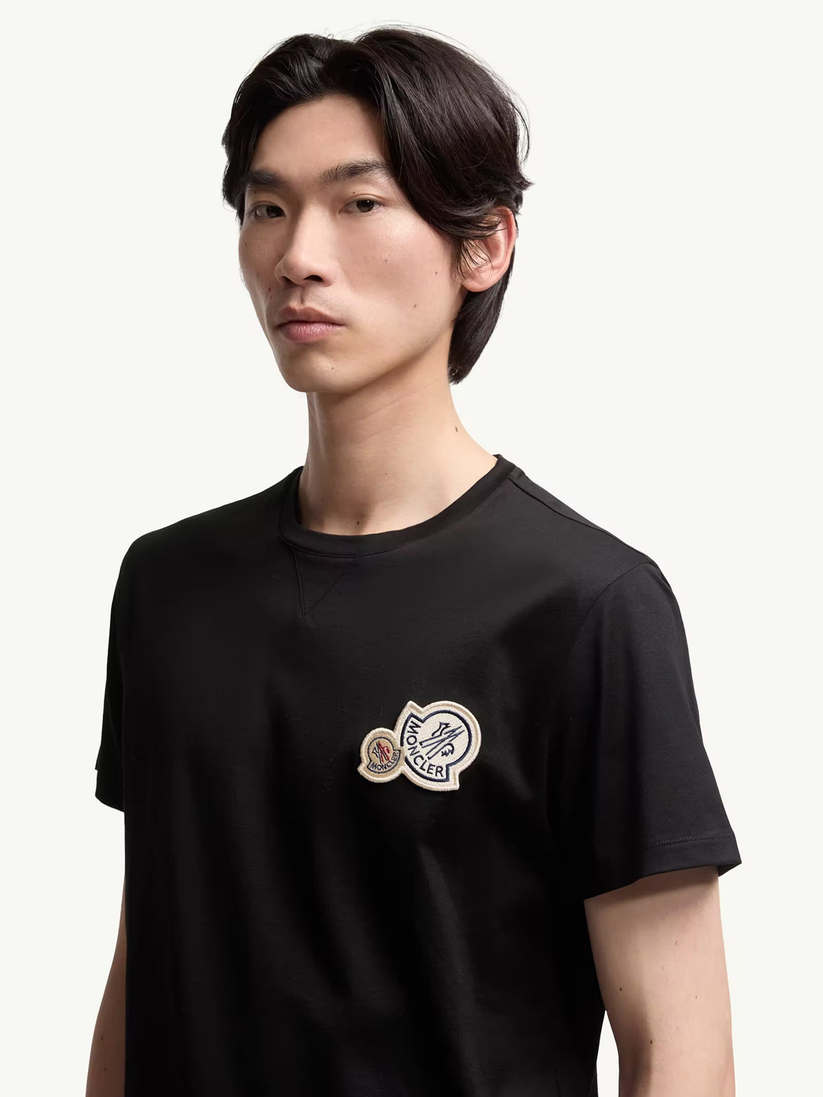 T-shirt in cotone con doppio patch logato
