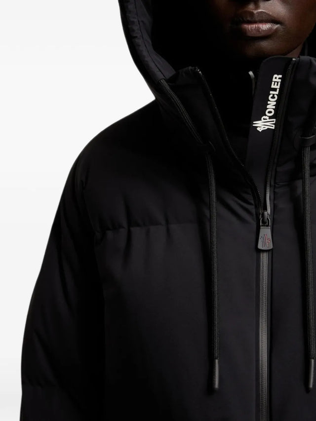 Allesaz Hooded Insulated Ski Jacket