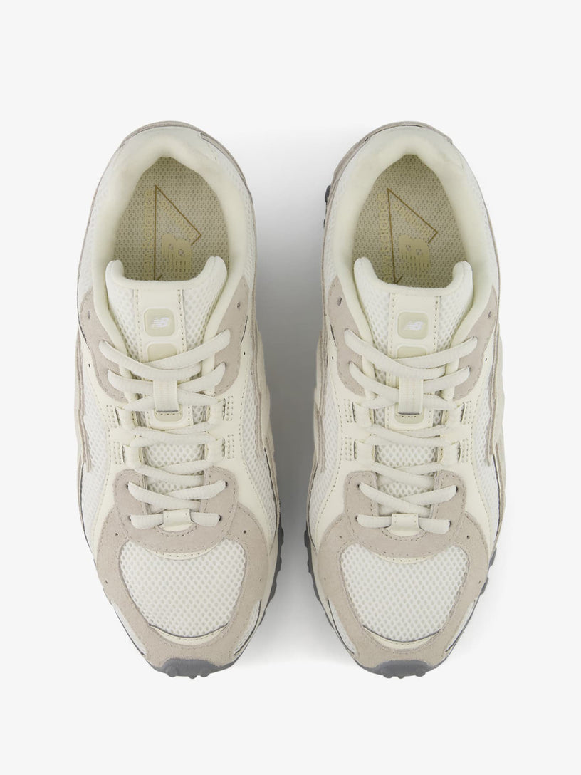 204L Sneakers