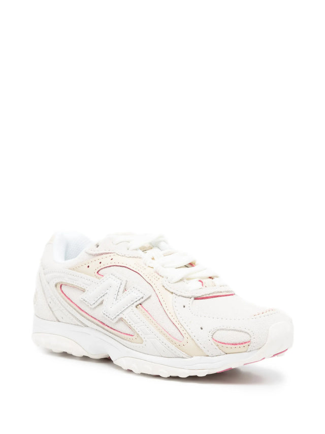 Sneakers 204L