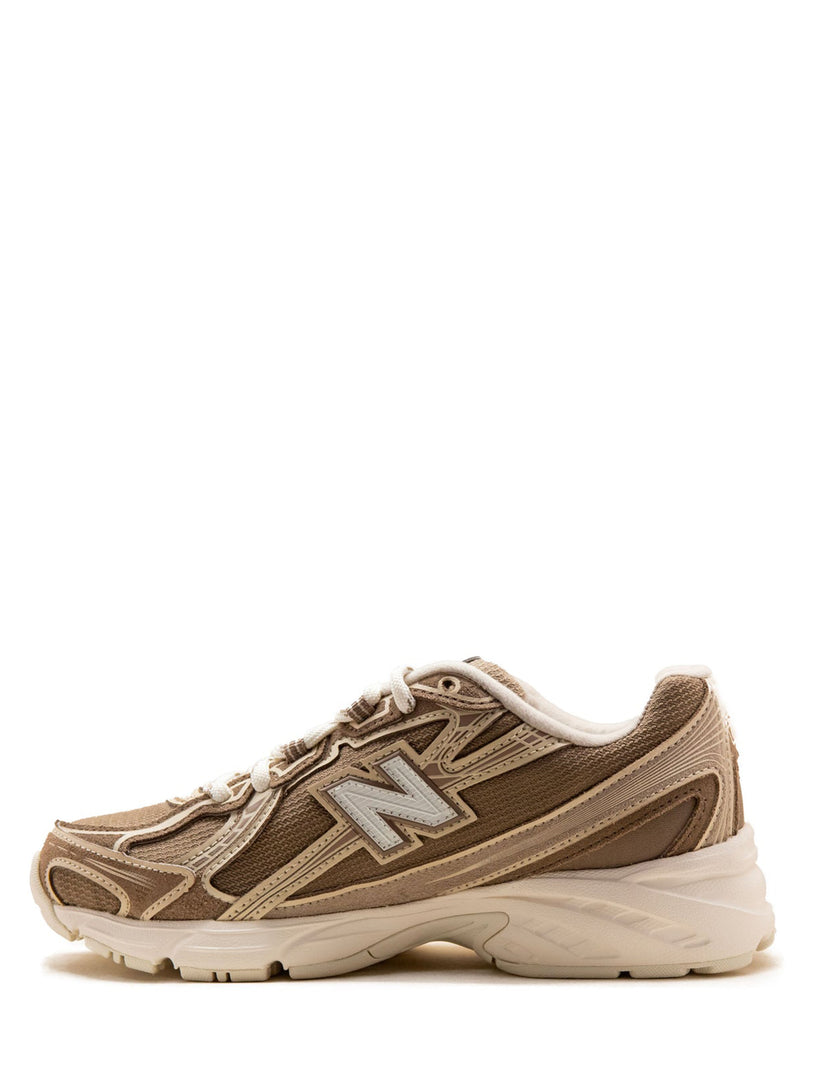 Sneakers 740