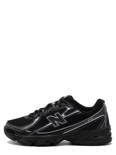 Sneakers 740