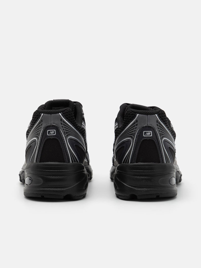 Sneakers 740
