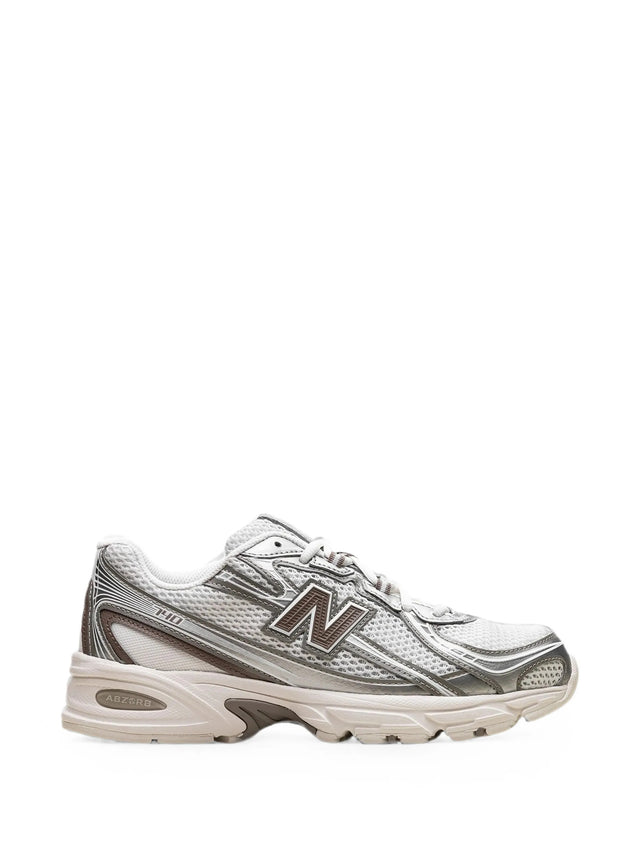 Sneakers 740