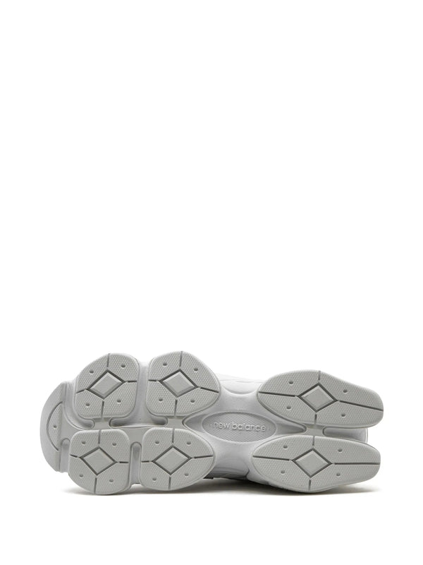 9060 Sneakers