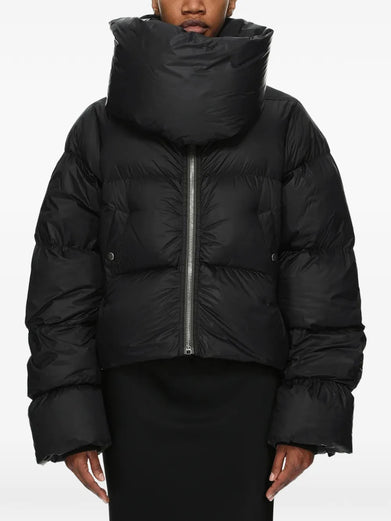Funnel neck