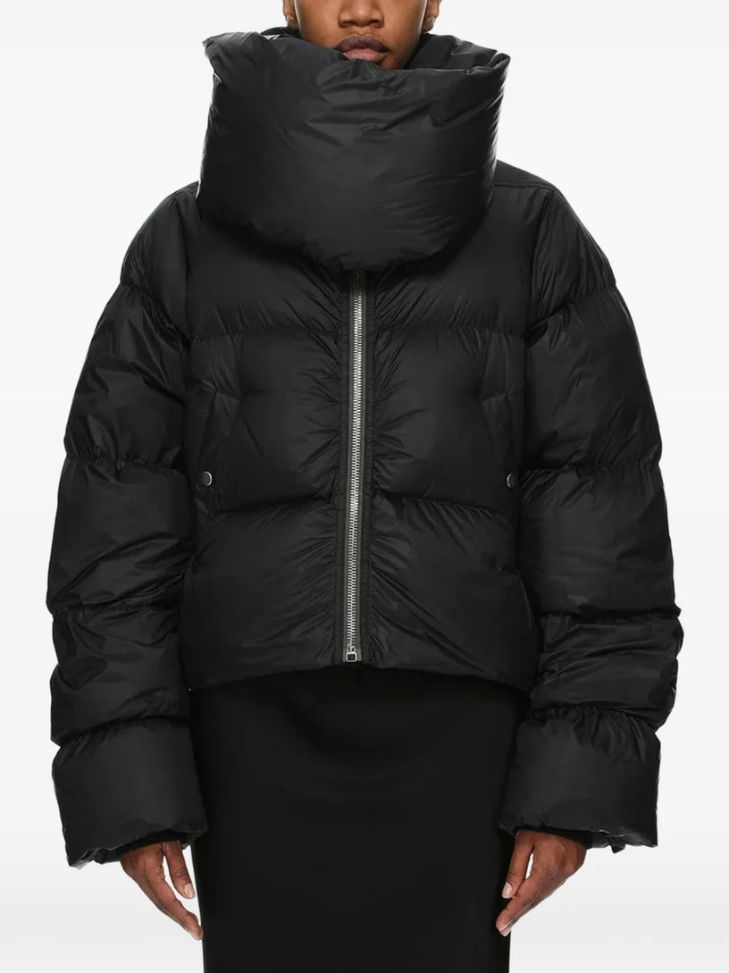 Funnel neck
