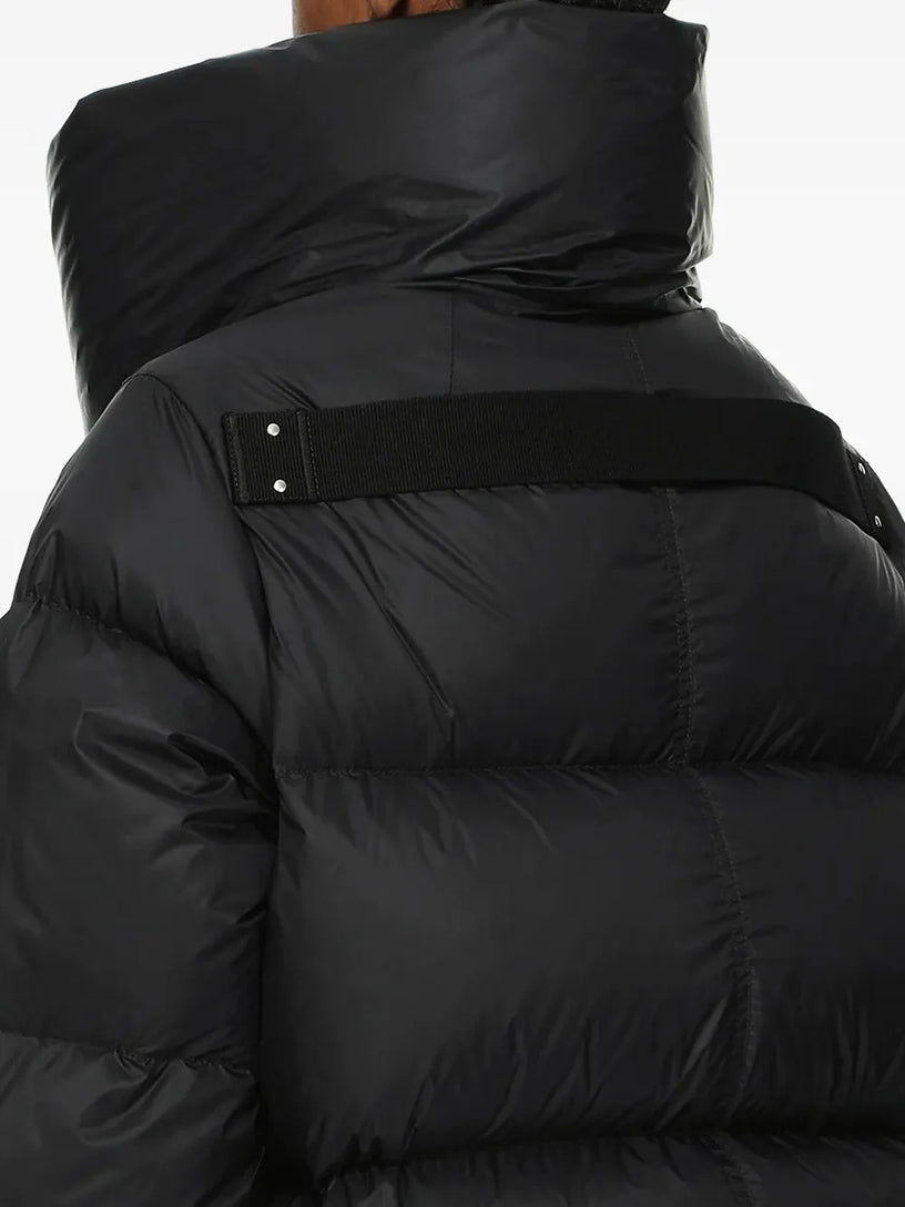 Funnel neck