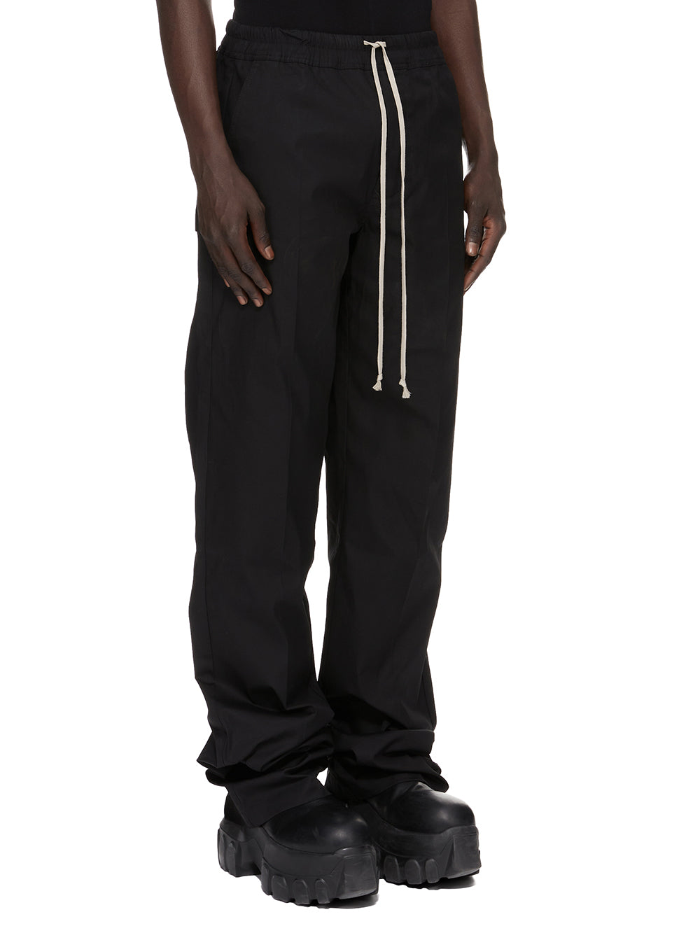 Pantaloni dietrich
