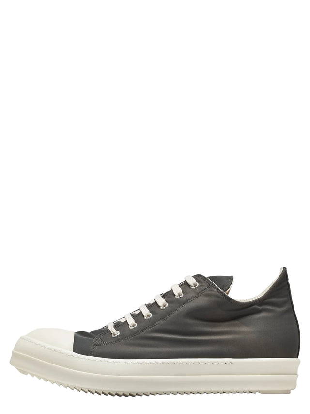 Low Sneakers