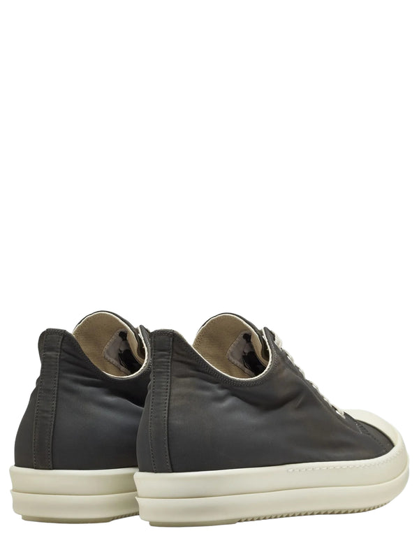 Low Sneakers