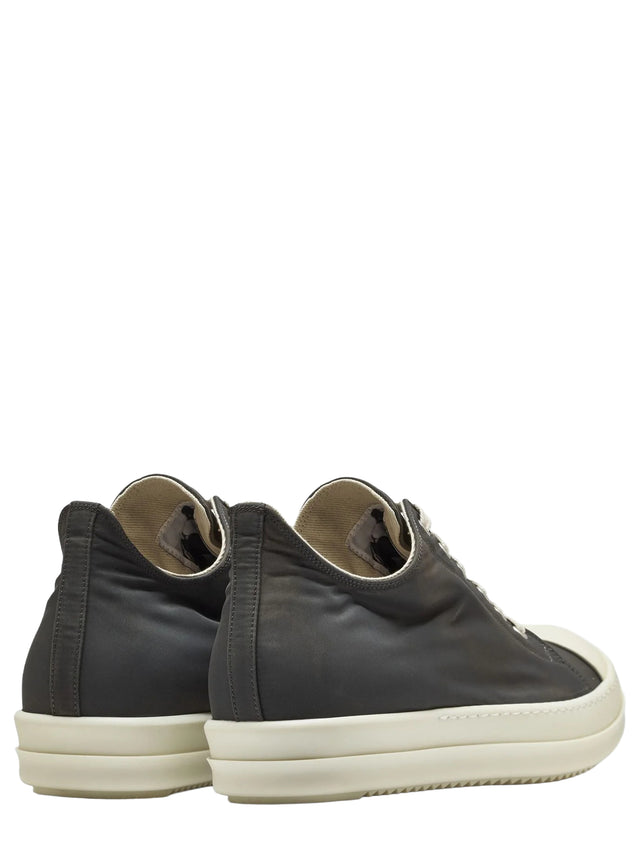 Low Sneakers