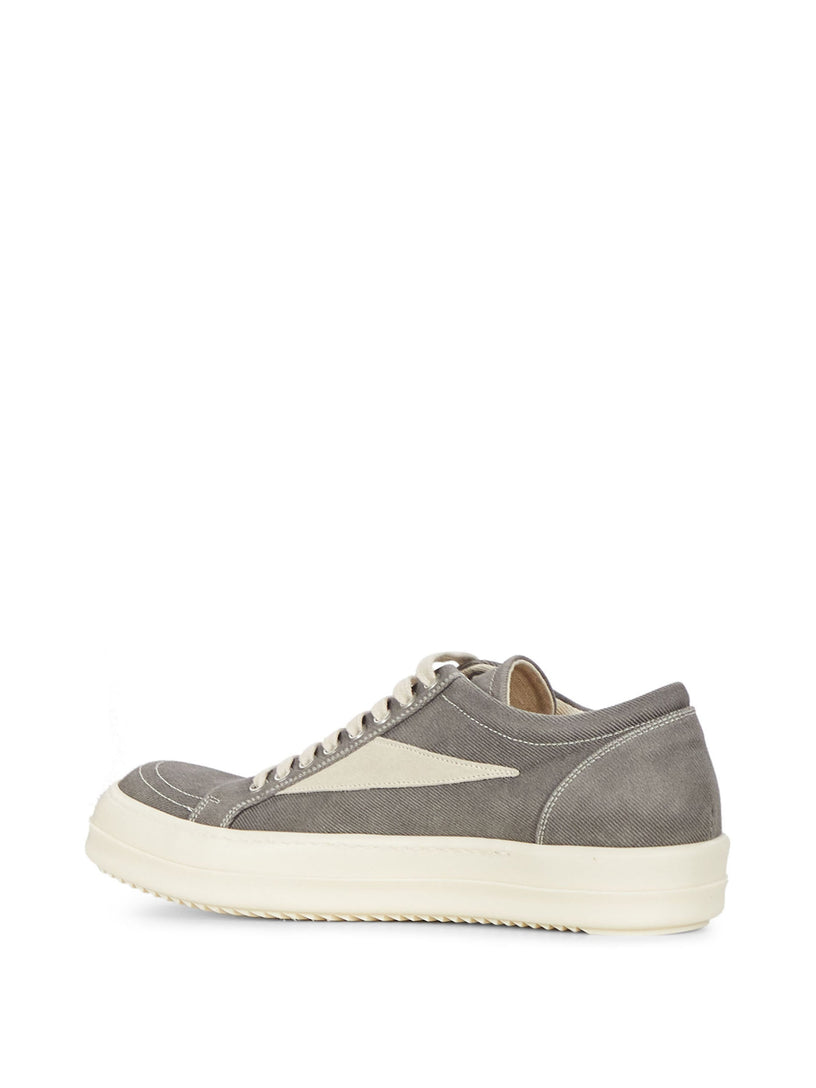 Vintage sneaks