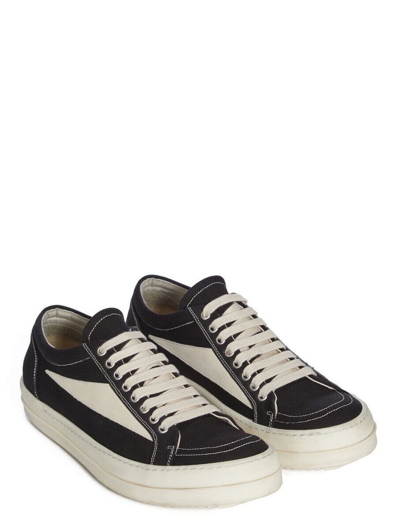 Vintage sneaks