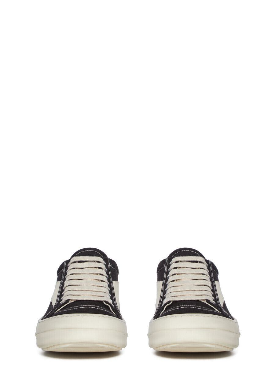 Vintage sneaks