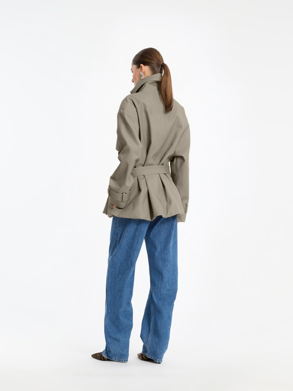 Trench corto
