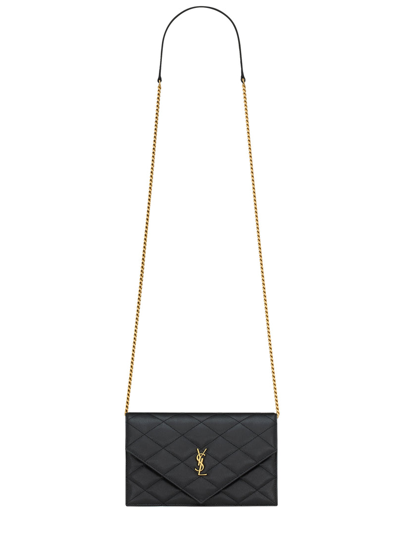 Portafogli PARIS con catena in pelle goffrata GRAIN DE POUDRE