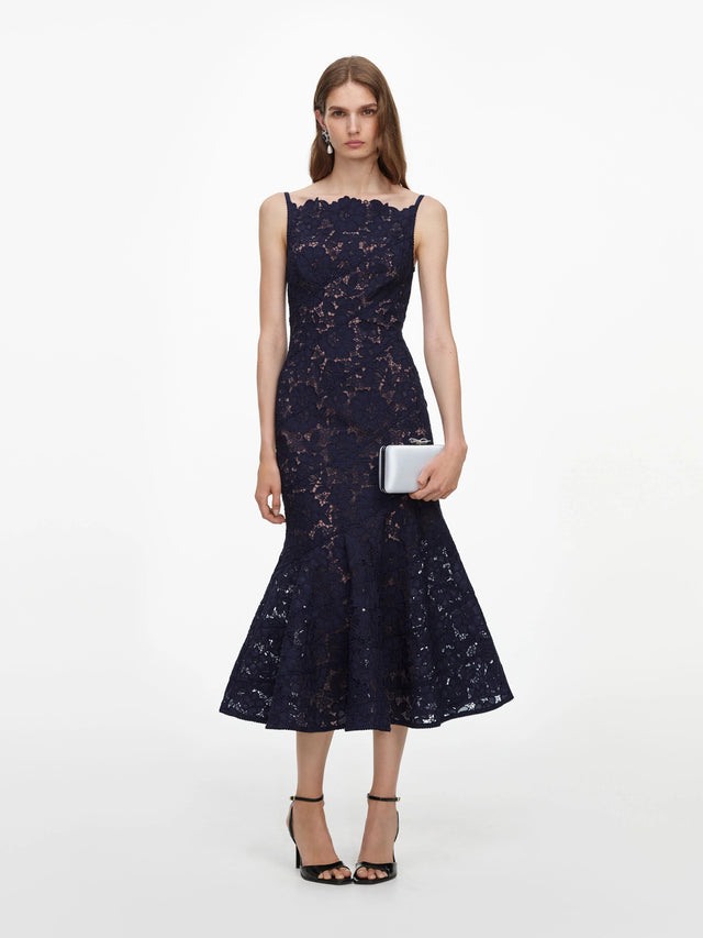 Abito midi con pizzo a spirale