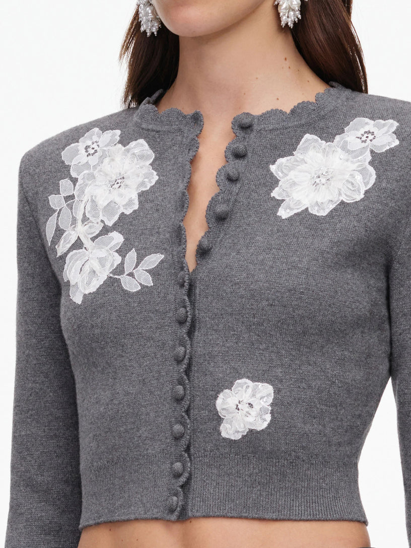 Cardigan con fiori