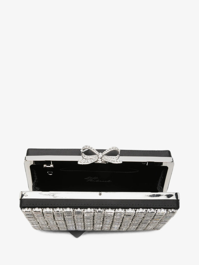Chainmail clutch