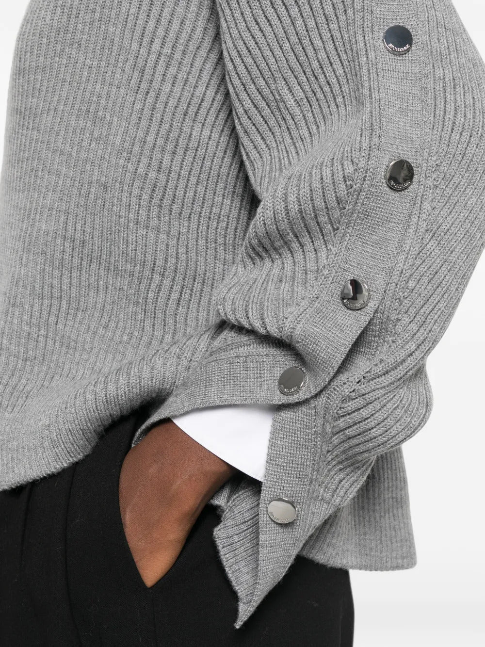 Fuxia oversized wool sweater with buttons