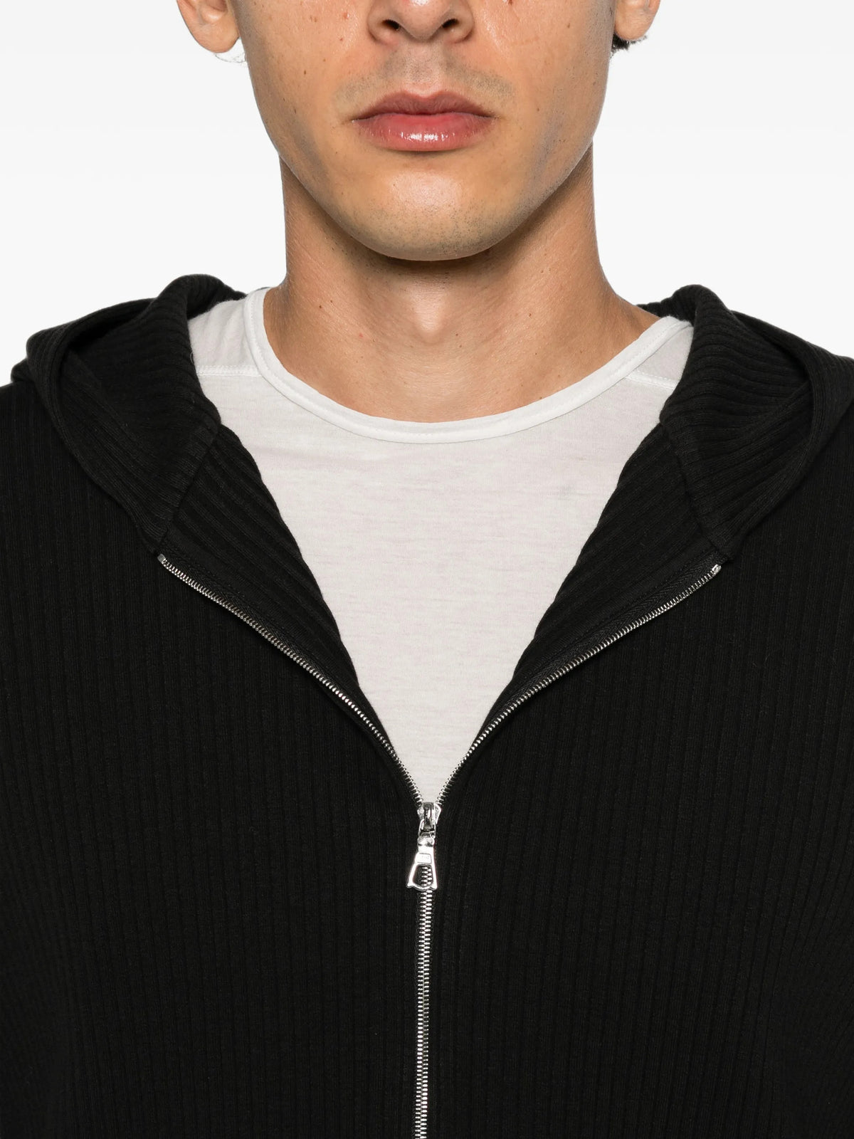 Pullover con zip