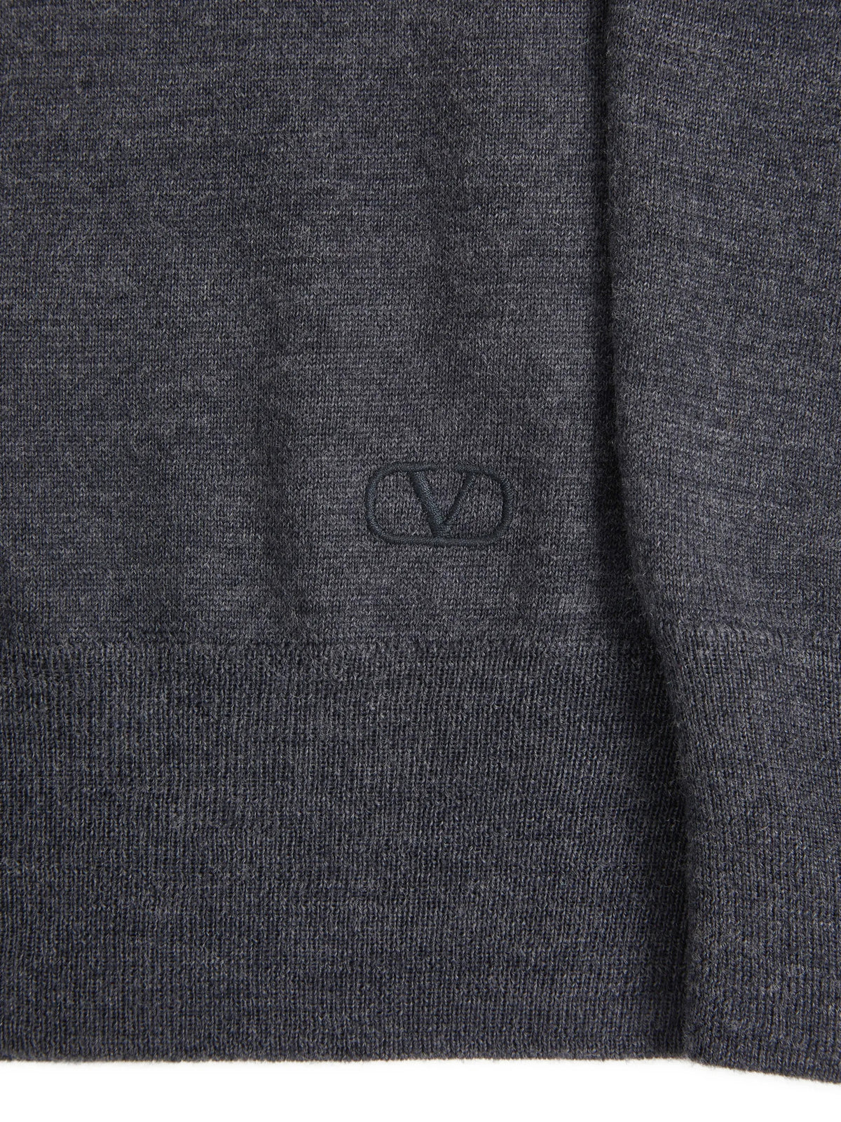 Polo in lana con ricamo VLogo