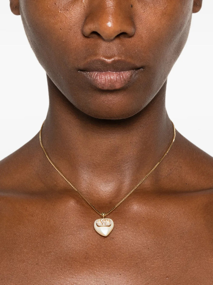 Collana VLogo signature in metallo, perle e cristalli Swarovski®