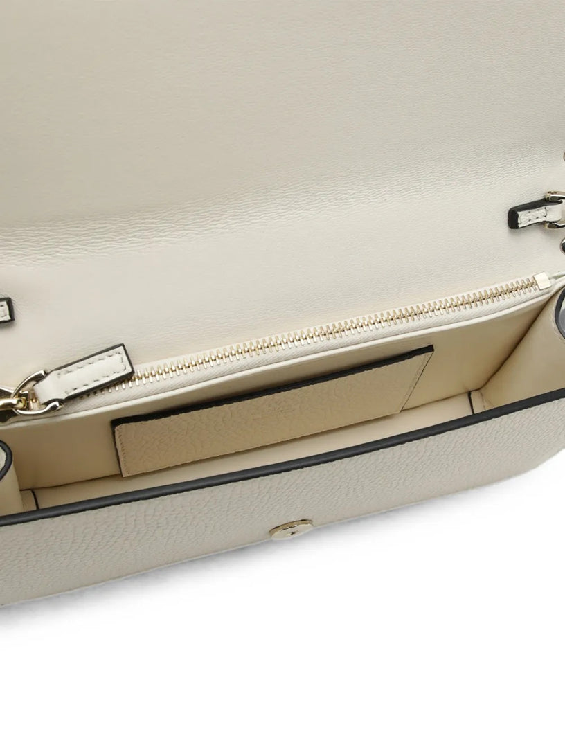 Portafoglio con catena Rockstud