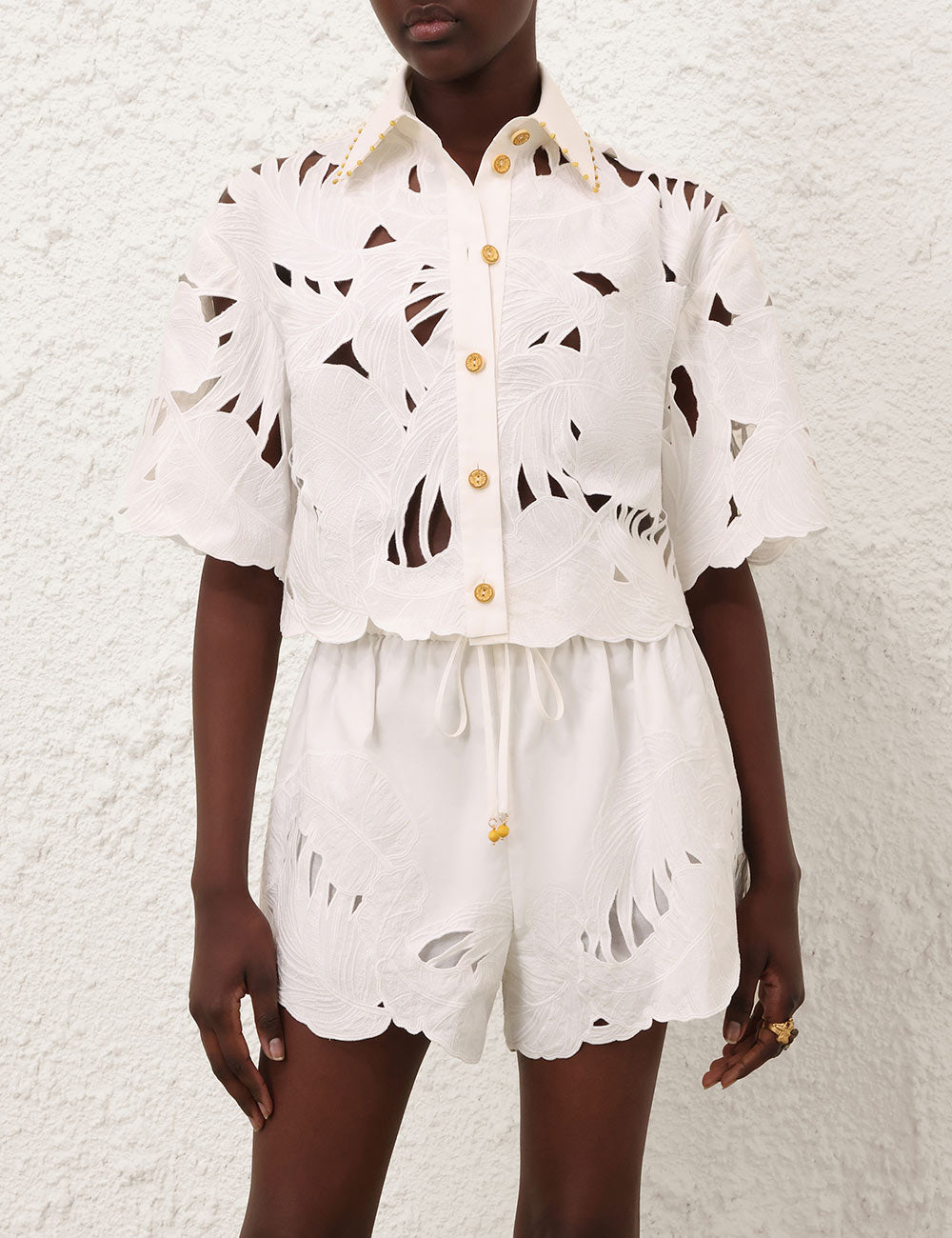 Camicia corta ricamata Mahon