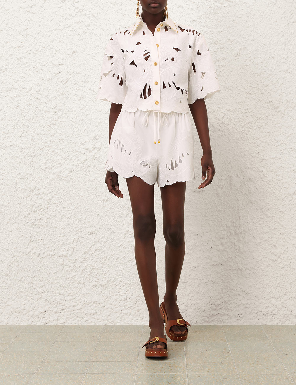 Camicia corta ricamata Mahon