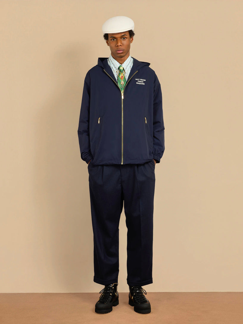 La Veste Capuche Slogan