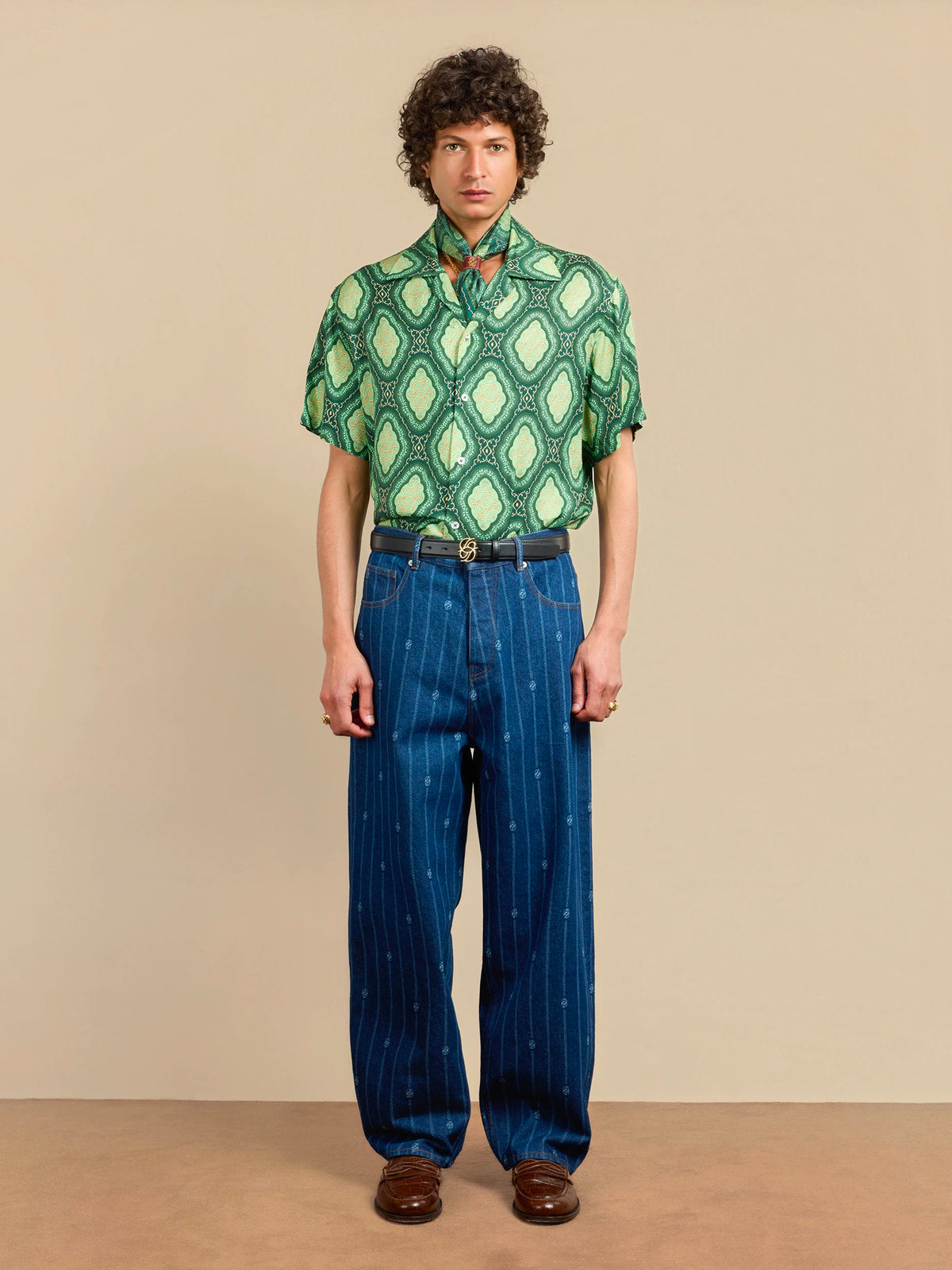La Chemise Médaillon