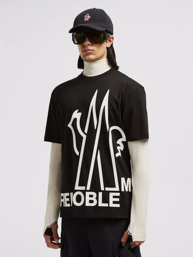 T-shirt logata