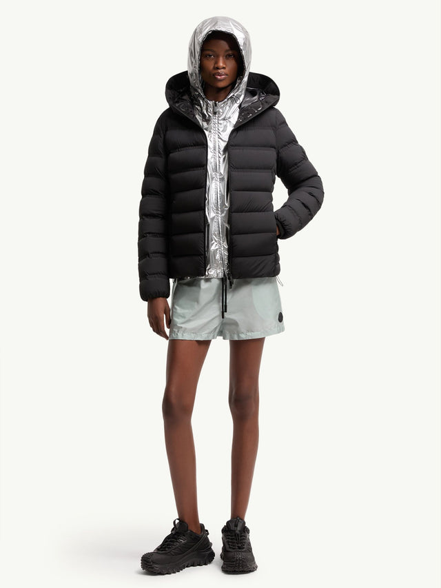 Alete short down jacket with hood