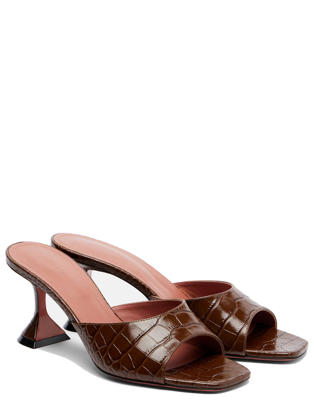 Lupita slipper 70